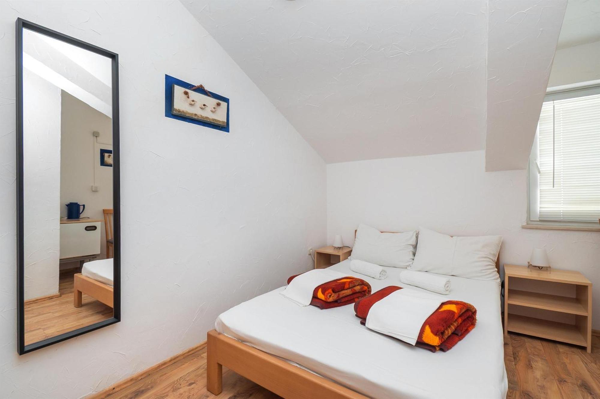 Apartments And Rooms Mladen فوديس المظهر الخارجي الصورة