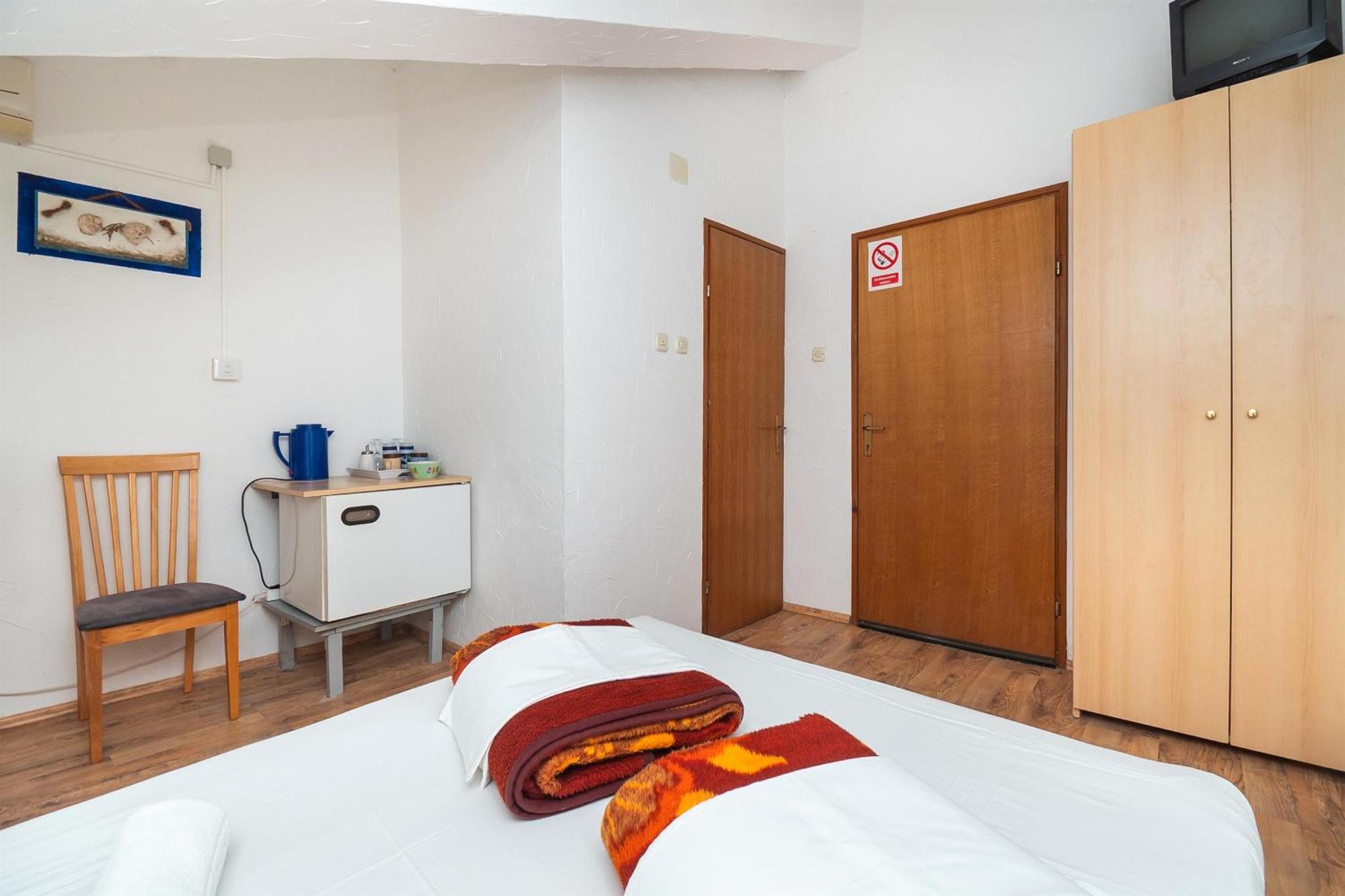 Apartments And Rooms Mladen فوديس المظهر الخارجي الصورة