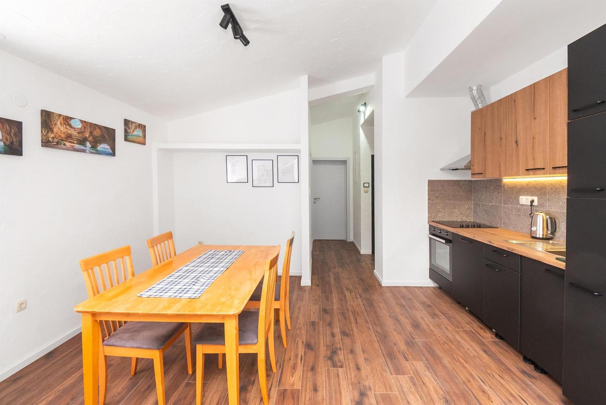 Apartments And Rooms Mladen فوديس الغرفة الصورة