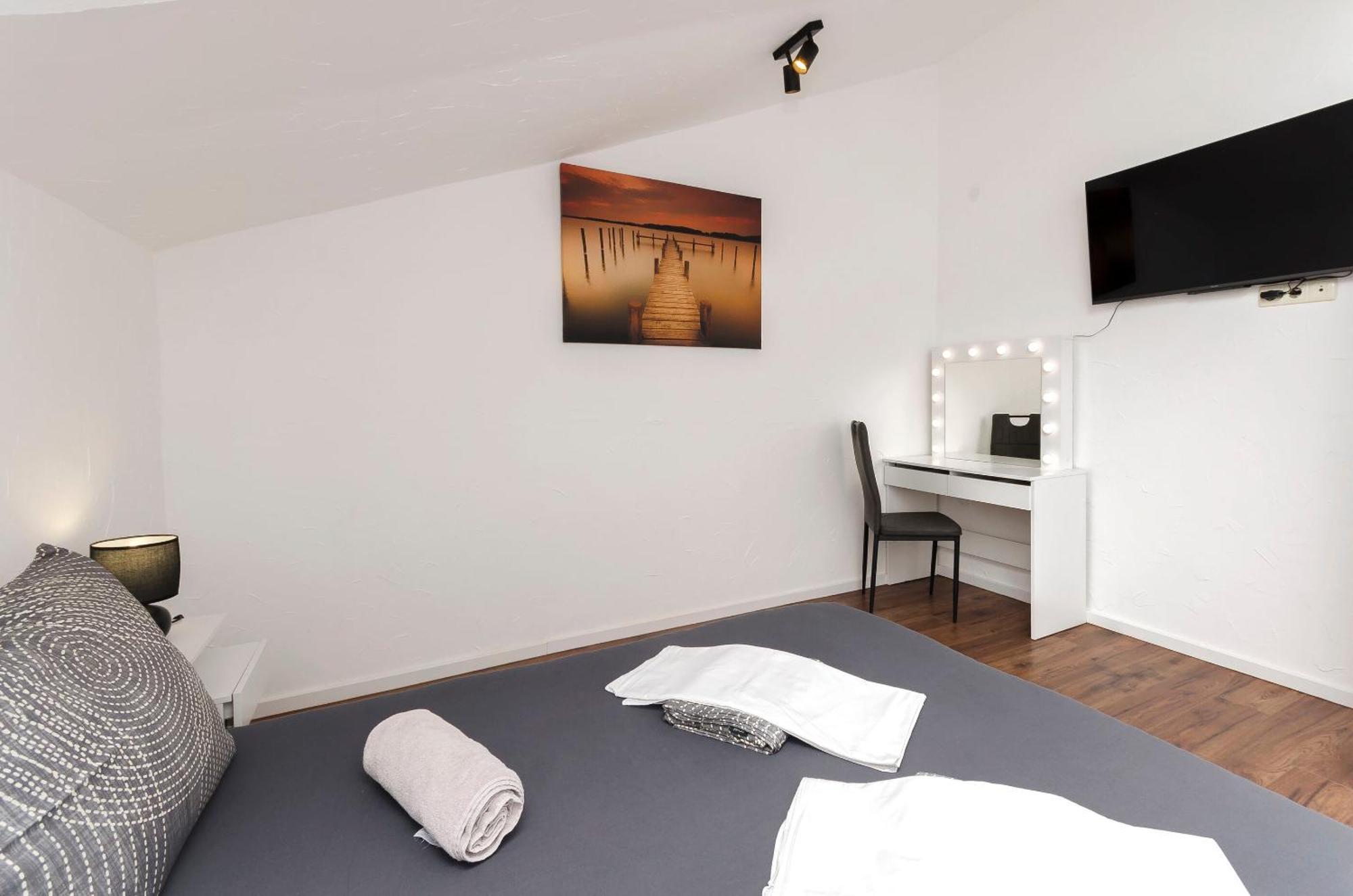Apartments And Rooms Mladen فوديس المظهر الخارجي الصورة